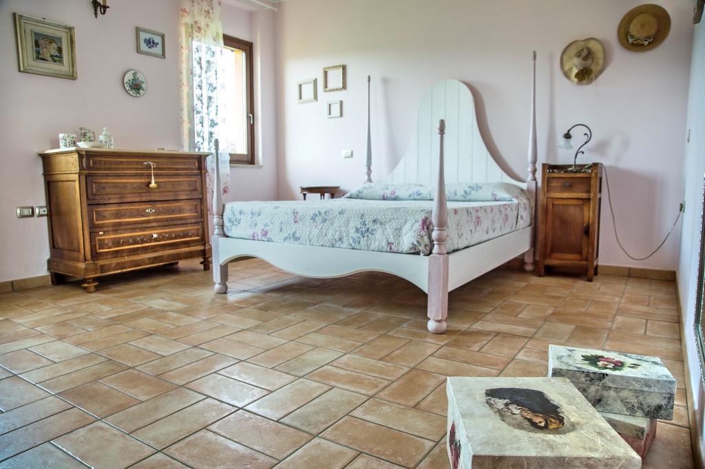 La Rupe Del Falco Monteciccardo Zewnętrze zdjęcie